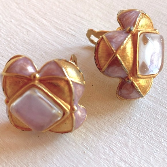 Jay Strongwater Purple &Gold Clip on Earrings - Picture 2 of 16